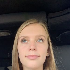 Meet your Posher, Reagan